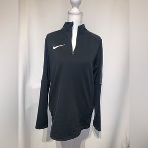 Nike Element Long Sleeve T-Shirt